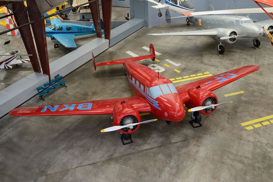 A picture of the Beechcraft S18D