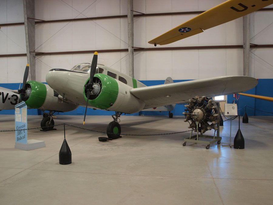 A picture of the Cessna UC-78B Bobcat