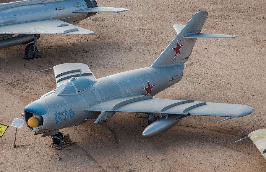 A picture of the MiG-17PF Fresco-D